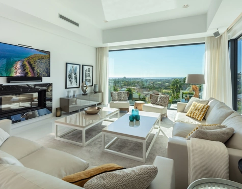 Villa en venta en Nueva Andalucia, Marbella