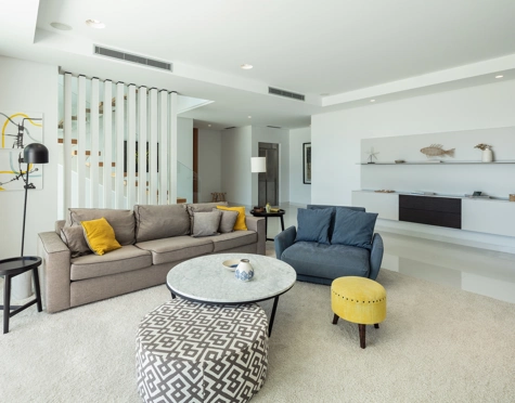 Villa en venta en Nueva Andalucia, Marbella