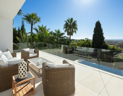 Villa en venta en Nueva Andalucia, Marbella