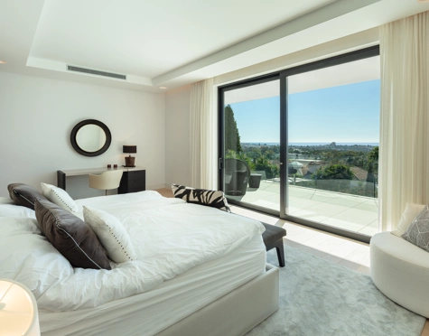 Villa en venta en Nueva Andalucia, Marbella
