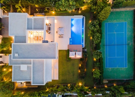 VILLA CONTEMPORÁNEA EN VENTA EN NUEVA ANDALUCIA