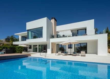 VILLA CONTEMPORÁNEA EN VENTA EN NUEVA ANDALUCIA