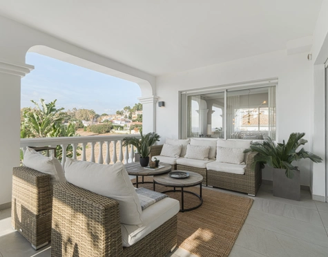 Villa for sale in Nueva Andalucia, Marbella