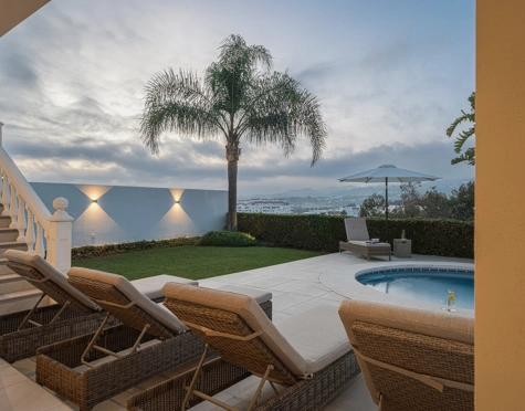 Villa for sale in Nueva Andalucia, Marbella