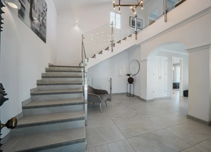 CHALET MODERNO EN VENTA EN NUEVA ANDALUCIA