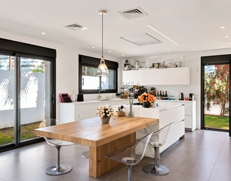 Villa for sale in Guadalmina Alta, San Pedro de Alcantara