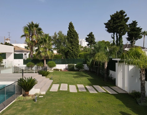 Villa for sale in Guadalmina Alta, San Pedro de Alcantara