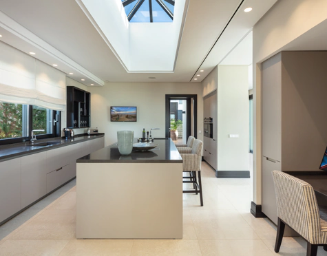 Villa en venta en Nueva Andalucia, Marbella