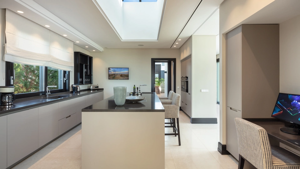 Villa for sale in Nueva Andalucia, Marbella