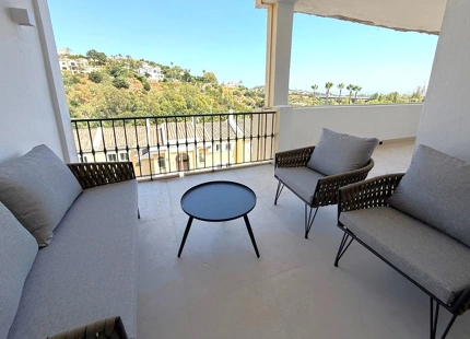 APARTMENT FOR SALE IN LA QUINTA GOLF