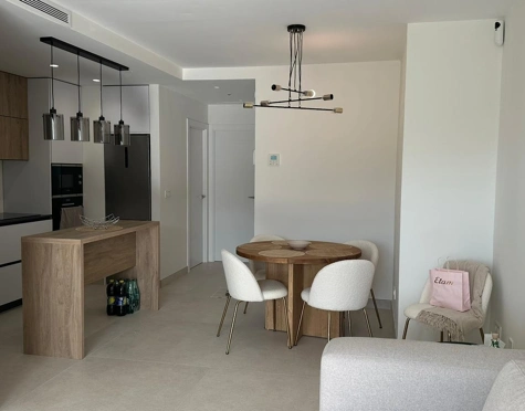 Apartamento en venta en La Quinta, Benahavis
