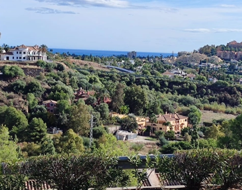 Apartamento en venta en La Quinta, Benahavis