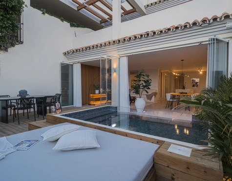 Apartamento en venta en La Cerquilla, Nueva Andalucia