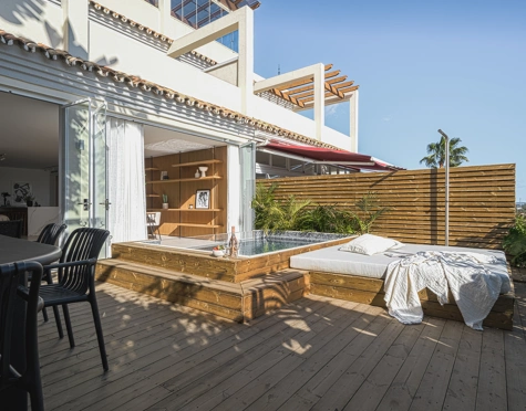 Apartamento en venta en La Cerquilla, Nueva Andalucia