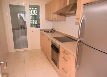APARTAMENTO EN PRIMERA LINEA DE GOLF EN VENTA EN BENAHAVIS