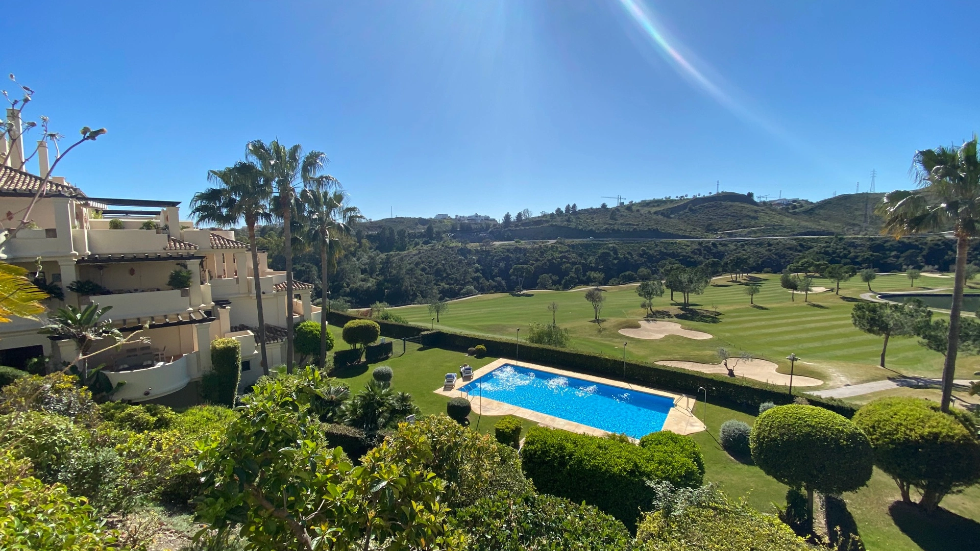 Apartamento en venta en Los Capanes del Golf, Benahavis