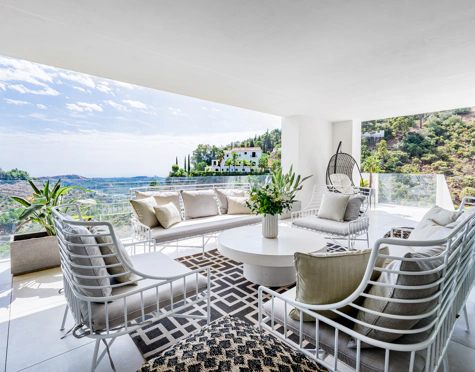 Villa en venta en El Madroñal, Benahavis