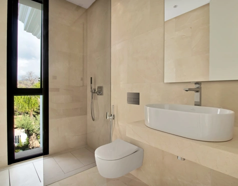 Villa for sale in Las Lomas de Marbella, Marbella Golden Mile