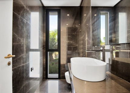 VILLAS A ESTRENAR EN LAS LOMAS DE MARBELLA