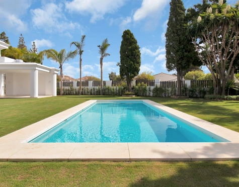 Villa for sale in Las Lomas de Marbella, Marbella Golden Mile