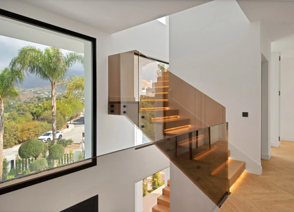 VILLAS A ESTRENAR EN LAS LOMAS DE MARBELLA