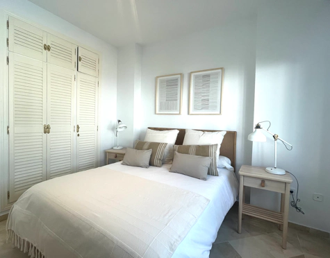 Apartamento en alquiler a corta temporada en Costalita, Estepona East