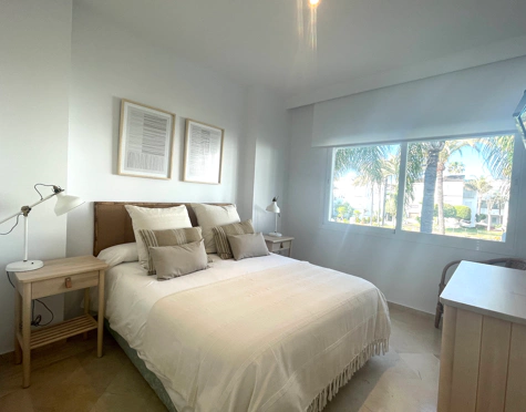 Apartamento en alquiler a corta temporada en Costalita, Estepona East