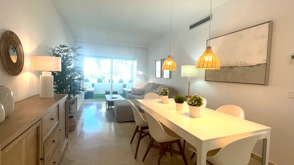 Apartamento en alquiler a corta temporada en Costalita, Estepona Este