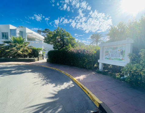Apartamento en alquiler a corta temporada en Costalita, Estepona East