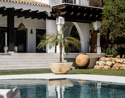 Villa for sale in Hacienda las Chapas, Marbella Este