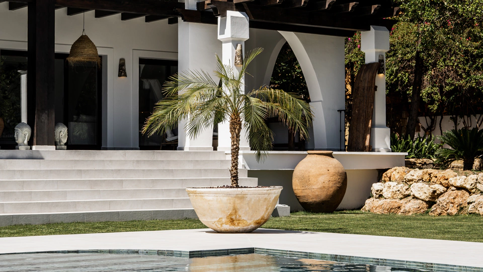 Villa for sale in Hacienda las Chapas, Marbella East