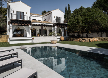 REFURBISHED VILLA FOR SALE IN HACIENDA LAS CHAPAS