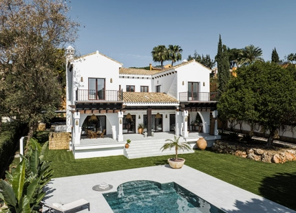 REFURBISHED VILLA FOR SALE IN HACIENDA LAS CHAPAS