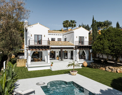 Villa for sale in Hacienda las Chapas, Marbella Este