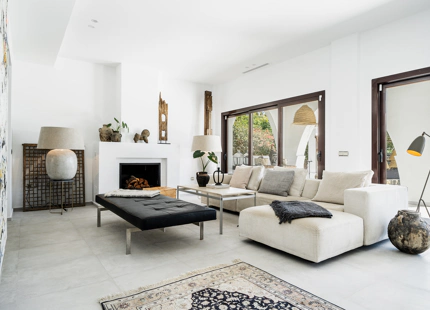 REFURBISHED VILLA FOR SALE IN HACIENDA LAS CHAPAS