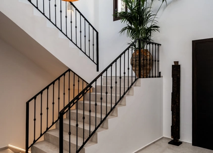 REFURBISHED VILLA FOR SALE IN HACIENDA LAS CHAPAS