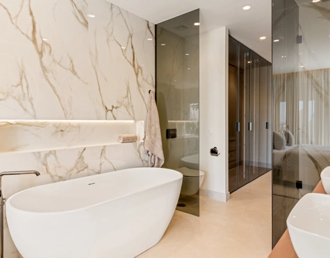 Penthouse for sale in Bahía del Velerín, Estepona East