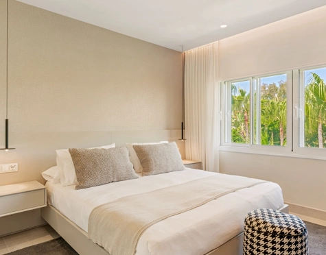 Penthouse for sale in Bahía del Velerín, Estepona East