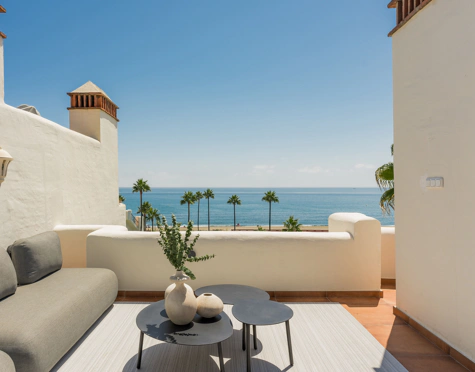 Penthouse for sale in Bahía del Velerín, Estepona East