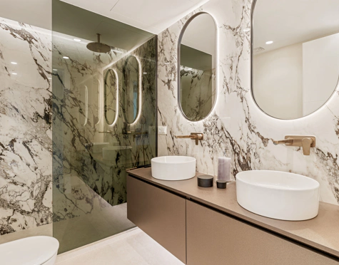 Penthouse for sale in Bahía del Velerín, Estepona East