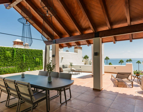 Penthouse for sale in Bahía del Velerín, Estepona East