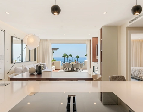 Penthouse for sale in Bahía del Velerín, Estepona East