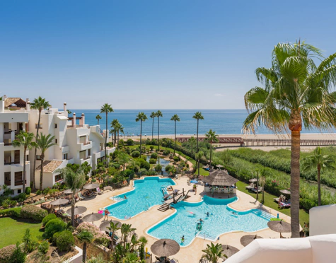 Penthouse for sale in Bahía del Velerín, Estepona East