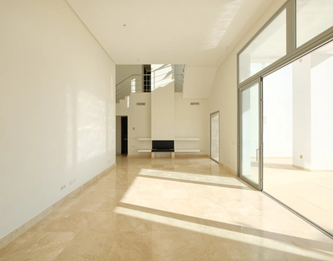 Villa for sale in Puerto del Capitan, Benahavis