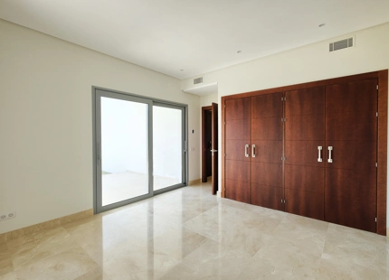 MODERN VILLA FOR SALE IN BENAHAVIS