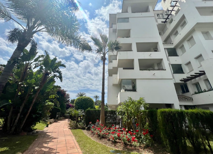 ACOGEDOR APARTAMENTO EN ALQUILER VACACIONAL EN PUERTO BANUS
