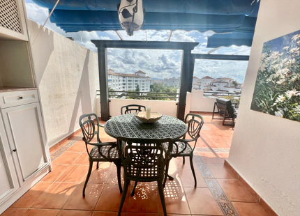 ACOGEDOR APARTAMENTO EN ALQUILER VACACIONAL EN PUERTO BANUS