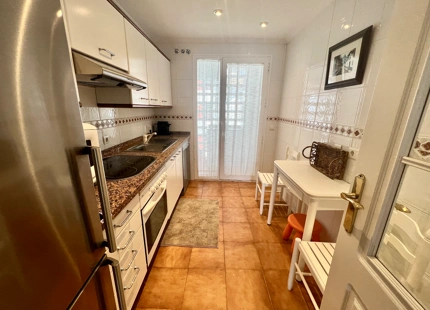 ACOGEDOR APARTAMENTO EN ALQUILER VACACIONAL EN PUERTO BANUS