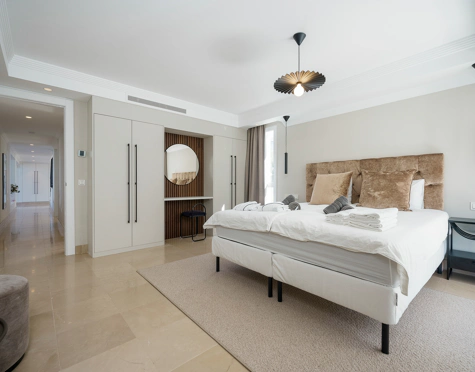 Villa for sale in Benahavis