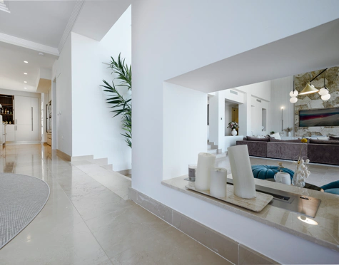 Villa for sale in Benahavis